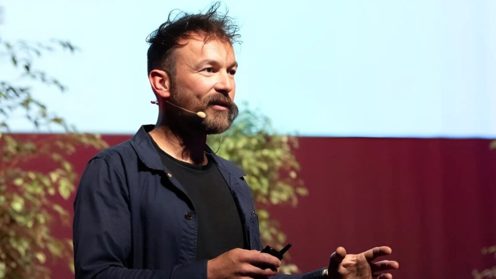 Intervention-de-Erick-BOITEL-lors-dune-conference-©Erick-BOITEL-1024x576